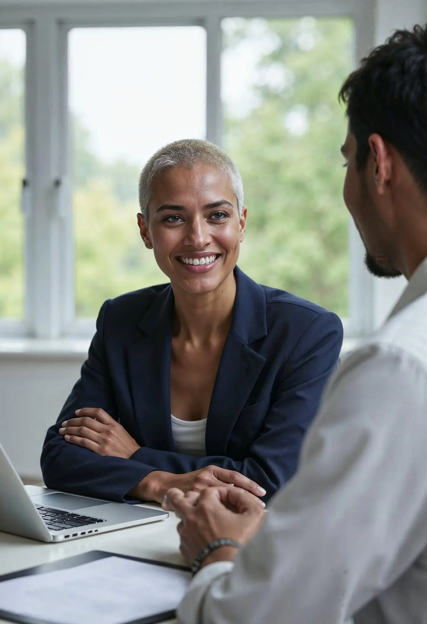 Портрет делового человека за работой.